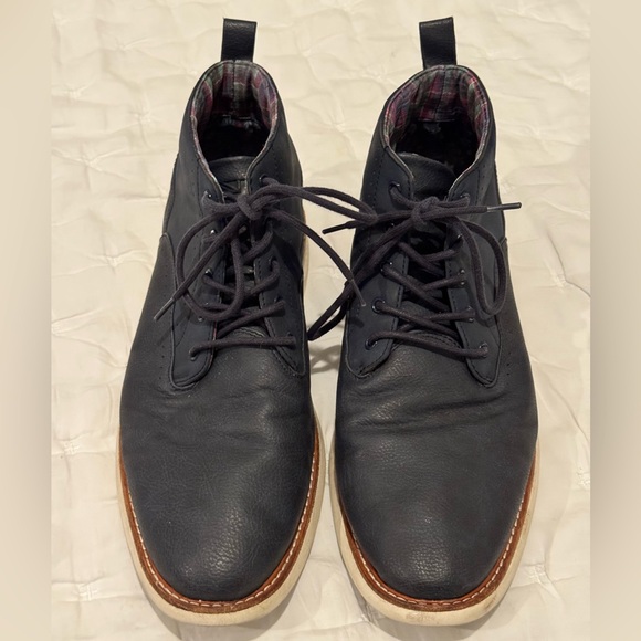Ben Sherman Black Chukka Boots - Picture 1 of 6